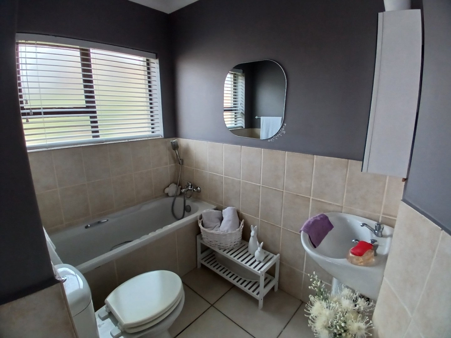 3 Bedroom Property for Sale in Seemeeu Park Western Cape